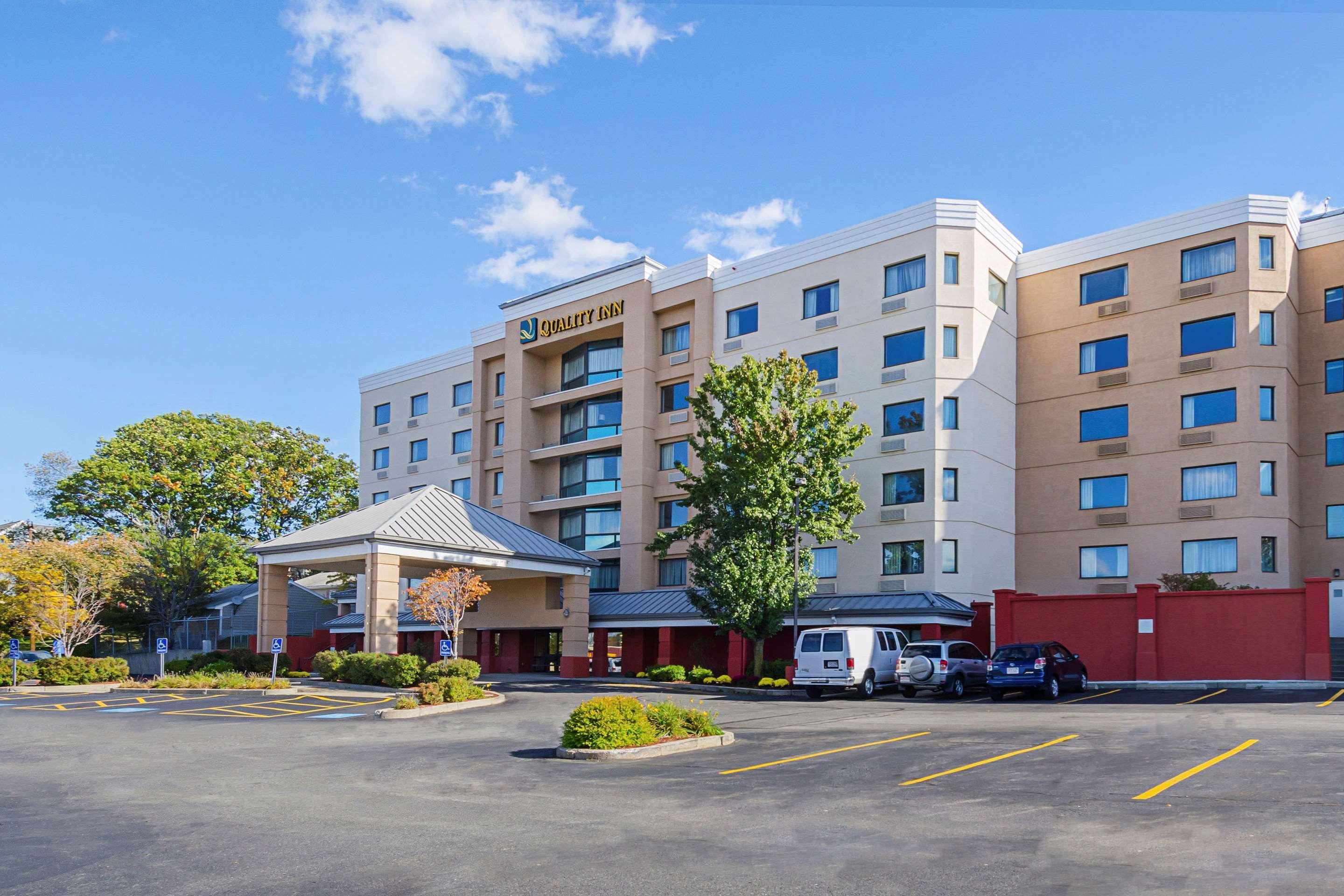 Hotel Quality Boston-revere 3*