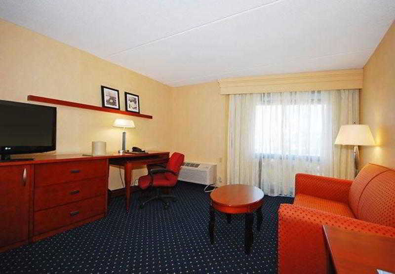 Quality Boston-revere 3*